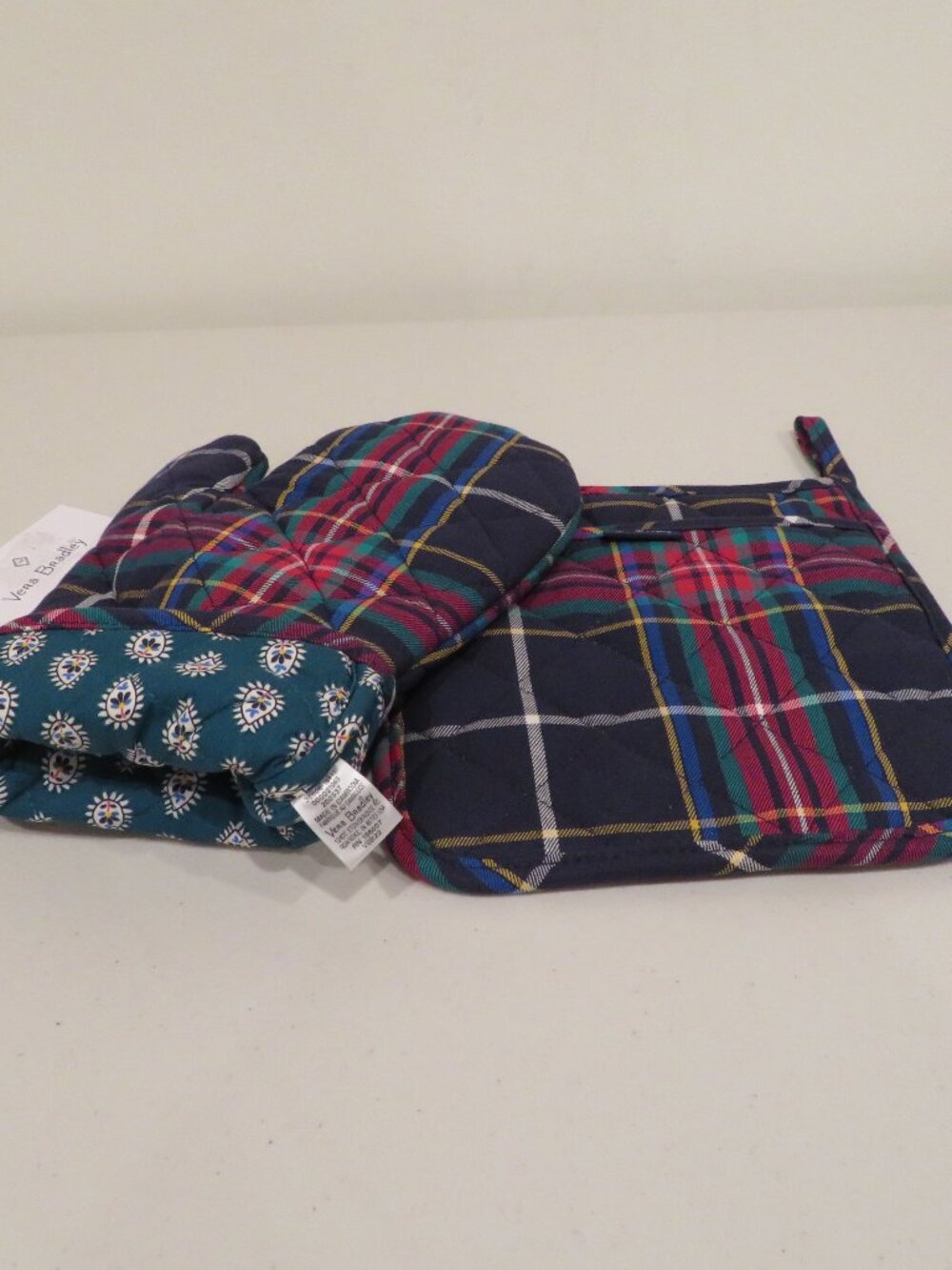 Vera Bradley Kitchen Oven Mitt and Pot Holder Plaid Cotton